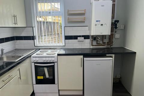 1 bedroom in a flat share to rent, Glencoe Road, Sheffield S2