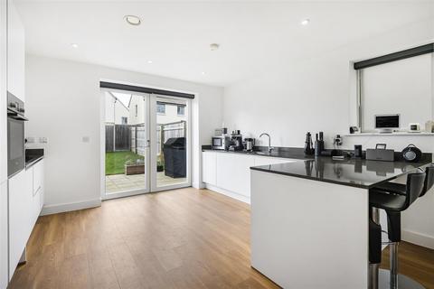 5 bedroom detached house for sale, Haricot Vale Road, Bicester