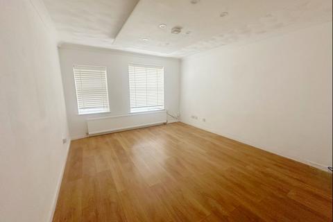 1 bedroom flat for sale, Ashburnham Road, Bedford MK40