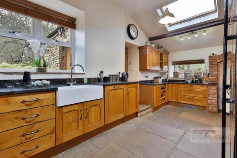 4 bedroom farm house for sale, Shawcliffe Lane, Great Harwood, Hyndburn