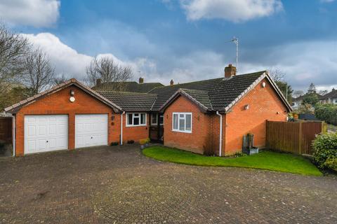 3 bedroom detached bungalow for sale, 17a Chapel Lane, Codsall, Wolverhampton, WV8 2EJ