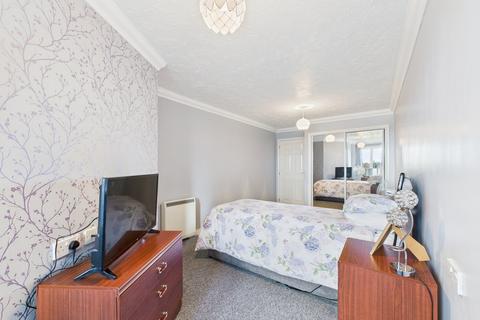 2 bedroom retirement property for sale, Wealdhurst Park, Broadstairs, CT10