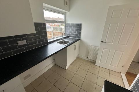 2 bedroom maisonette for sale, 72a & 72b Deans Road, Wolverhampton, WV1 2BH