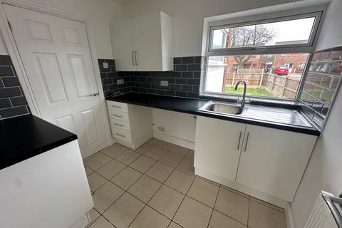 2 bedroom maisonette for sale, 72a & 72b Deans Road, Wolverhampton, WV1 2BH