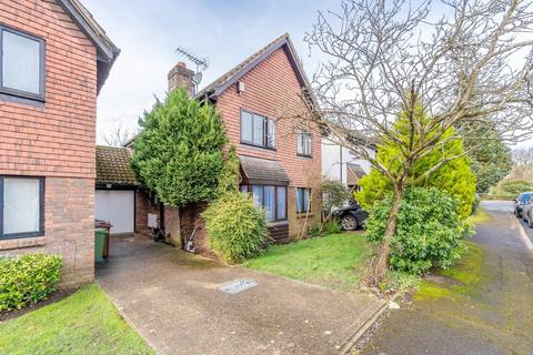 4 bedroom terraced house for sale, Talman Grove, Stanmore, HA7