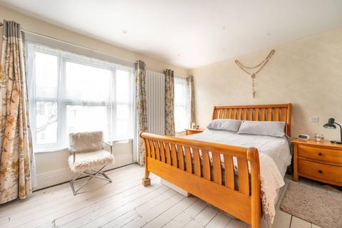 9 Acacia Road, Walthamstow, London, E17 8BN