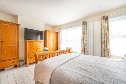 9 Acacia Road, Walthamstow, London, E17 8BN