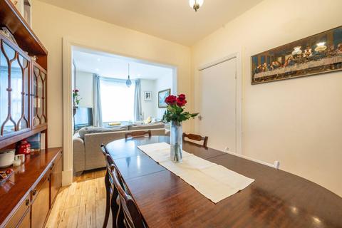 9 Acacia Road, Walthamstow, London, E17 8BN