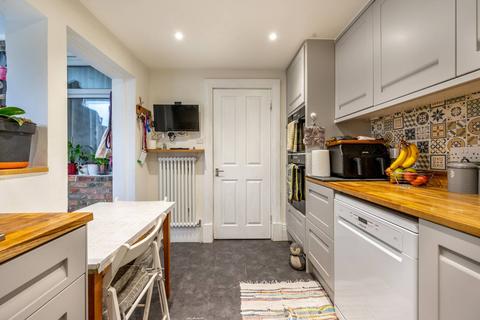 9 Acacia Road, Walthamstow, London, E17 8BN