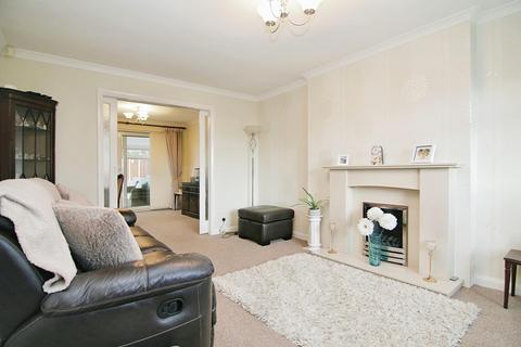 4 bedroom semi-detached house for sale, Oak Dene Close, Pudsey