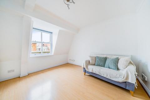 1 bedroom flat for sale, Hayward's Place, Clerkenwell