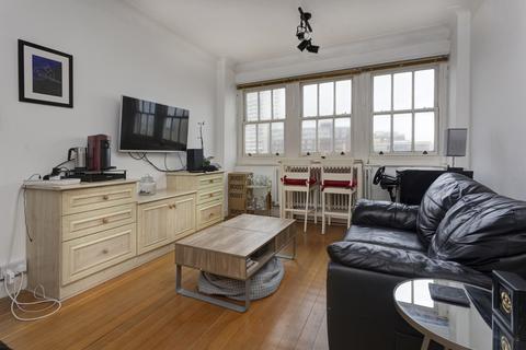 Studio for sale, Kings Road, Brighton, BN1