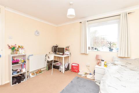 175 Maplehurst Road, Chichester, PO19 6XJ