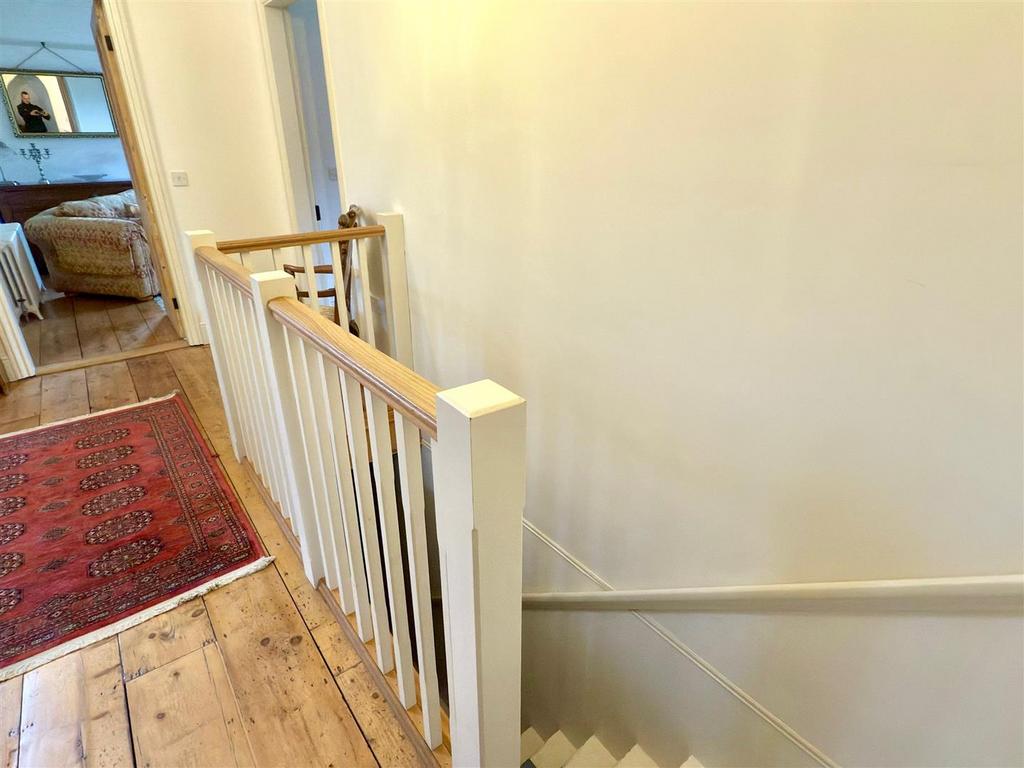 KITCHEN STAIRS.jpg