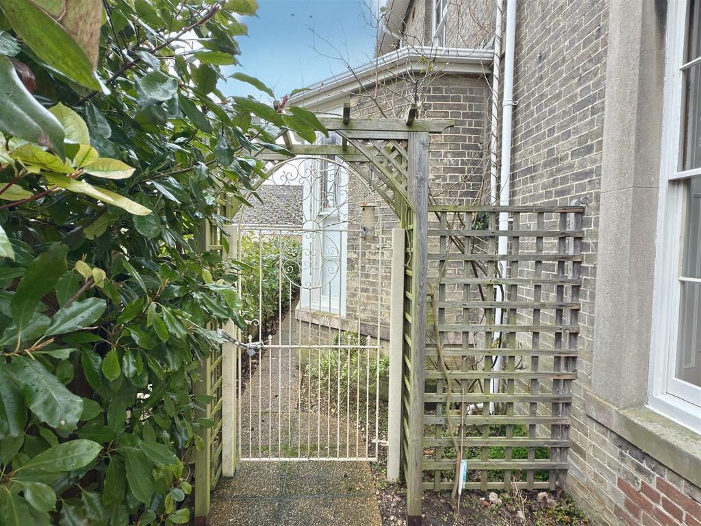 SIDE GARDEN.jpg