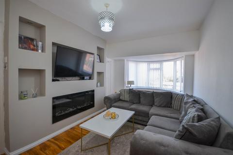 3 bedroom flat for sale, Swinley Gardens, Denton Burn