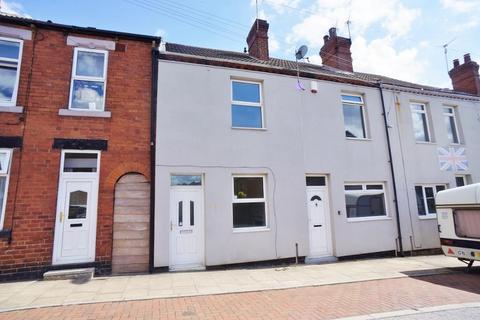 2 bedroom terraced house to rent, Close Street, Hemsworth, Pontefract