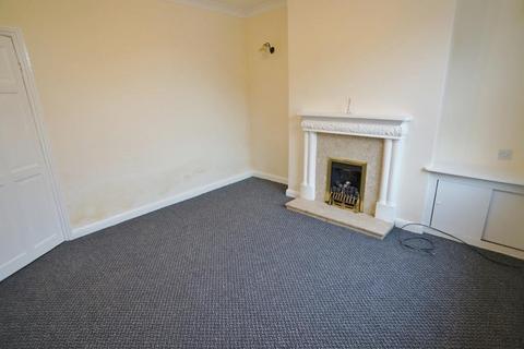 2 bedroom terraced house to rent, Close Street, Hemsworth, Pontefract