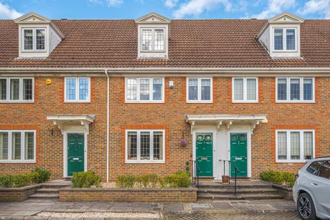 4 bedroom house for sale, Holly Green, Weybridge, KT13