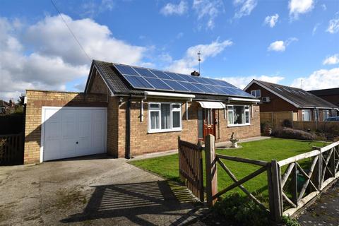 2 bedroom detached bungalow for sale, Beech Grove, Airmyn, Goole