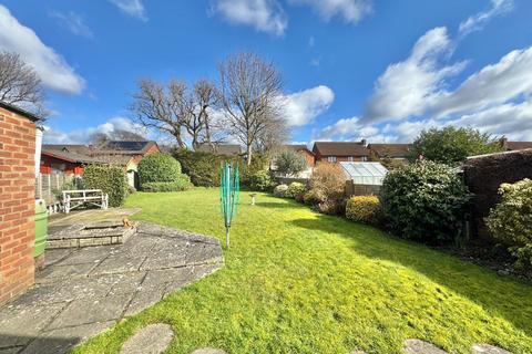 3 bedroom detached bungalow for sale, Barnbrook Road, Sarisbury Green