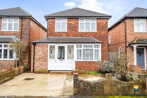 3 bedroom detached house for sale, Whitemore Road, Surrey GU1