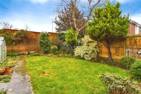 3 bedroom semi-detached house for sale, Priory Road, Newbury, Berkshire, RG14