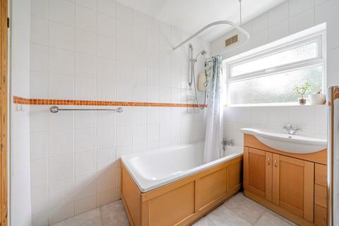 10 Oak Gardens, Croydon, CR0 8ES