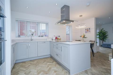 4 bedroom detached house for sale, St Marys Mews, Cubbington, Leamington Spa