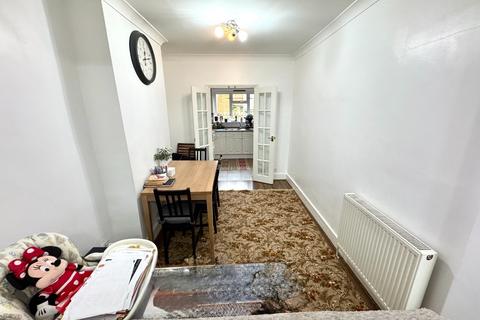 2 bedroom terraced house for sale, Garland Road, Plumstead, London, SE18