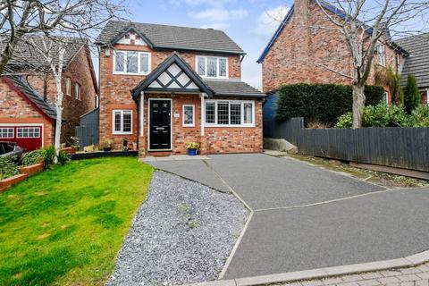 3 bedroom detached house for sale, Headworth Close, Kingsmead