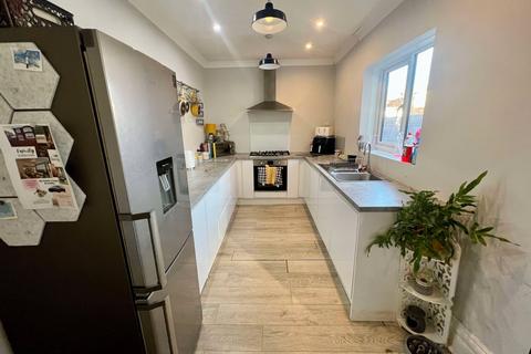 21 Gloucester Avenue, Blackpool, FY1 4EH