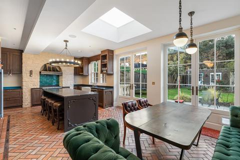 6 bedroom semi-detached house for sale, The Lane, London, NW8