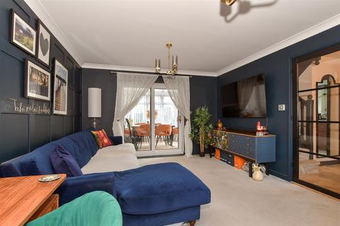 undefined, Booth Close, Snodland, Kent