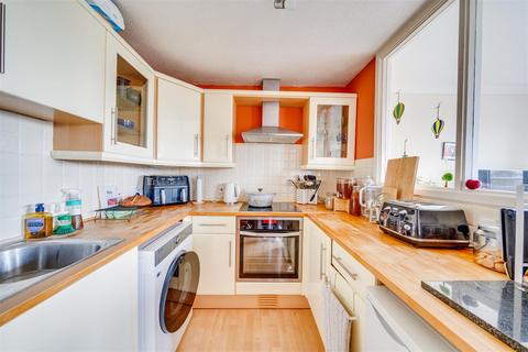 2 bedroom flat for sale, 13 Foye HouseBridge RoadLeigh WoodsBristol