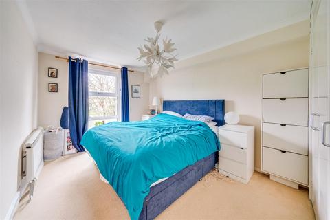 2 bedroom flat for sale, 13 Foye HouseBridge RoadLeigh WoodsBristol