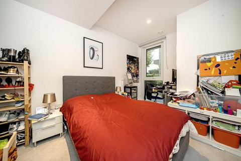 2 bedroom flat for sale, Glenthorne Road, London W6