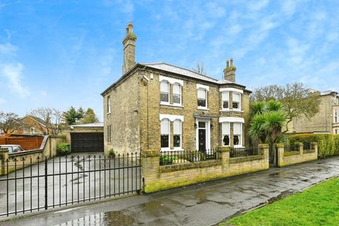 4 bedroom detached bungalow for sale, Clarkson Avenue, Wisbech PE13