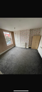 2 bedroom terraced house to rent, Ashton Grove, Leeds LS8