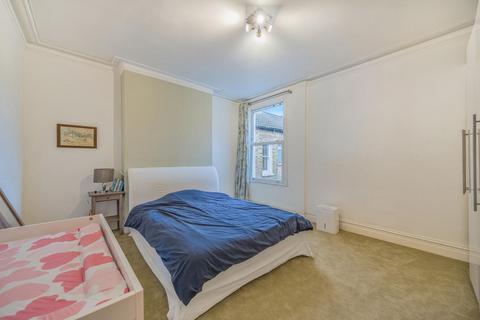 3 bedroom maisonette for sale, Sternhold Avenue, Balham