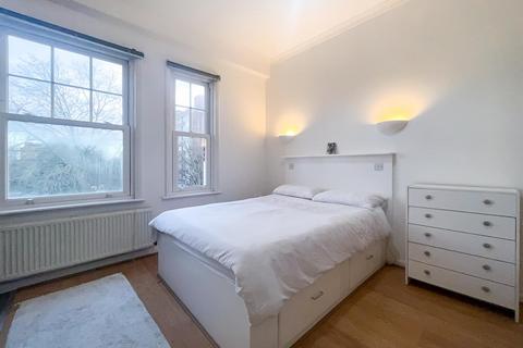 Studio to rent, Battersea Park Road, Battersea, SW11