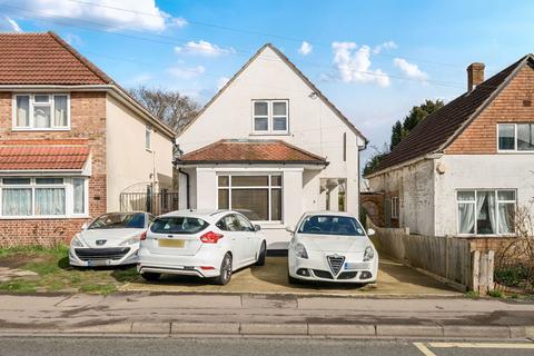 4 bedroom detached house for sale, Langhorn Road, Swaythling, Southampton, Hampshire, SO16