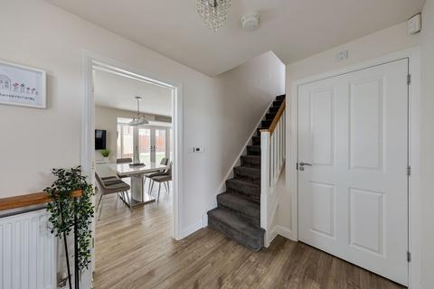 4 bedroom detached house for sale, Lowlands Road, Hockley SS5