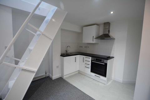 2 bedroom maisonette to rent, Jersey Road, Milton Keynes MK12