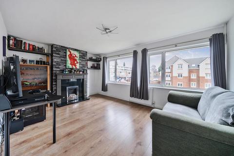 1 Ashdown Road, Chandler's Ford, Eastleigh, SO53 5RB