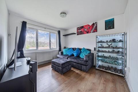 1 Ashdown Road, Chandler's Ford, Eastleigh, SO53 5RB