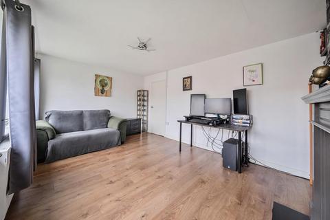 1 Ashdown Road, Chandler's Ford, Eastleigh, SO53 5RB