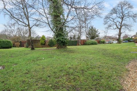 1 Ashdown Road, Chandler's Ford, Eastleigh, SO53 5RB