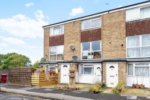 2 bedroom maisonette for sale, South Reading / Shinfield borders,  Berkshire,  RG2