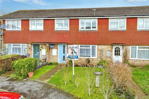 3 bedroom terraced house for sale, Petts Crescent, Minster, Ramsgate, Kent